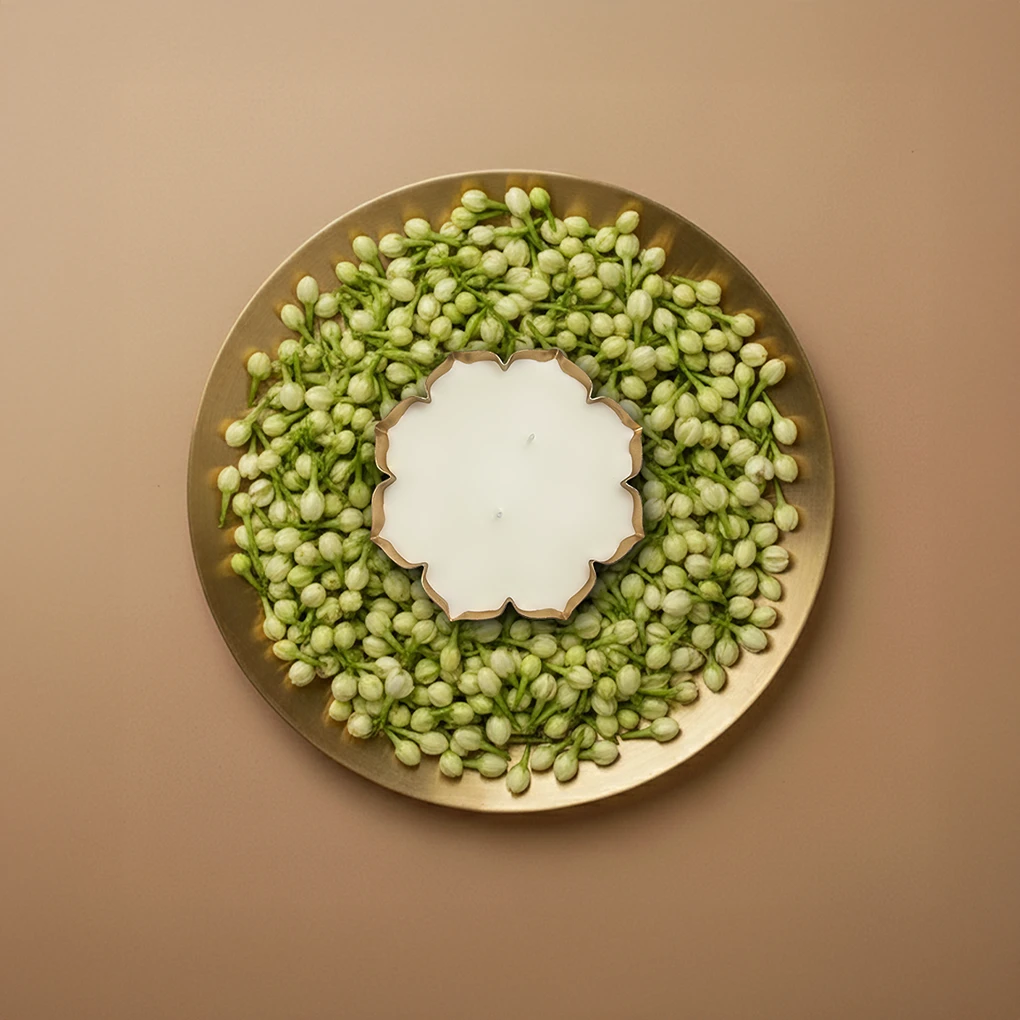 Jasmine 8-Petal Urli Candle