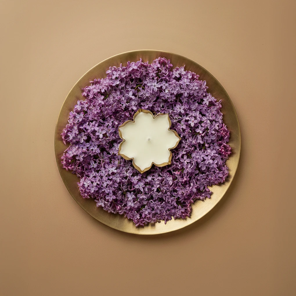 French Lilac 7-Petal Urli Candle